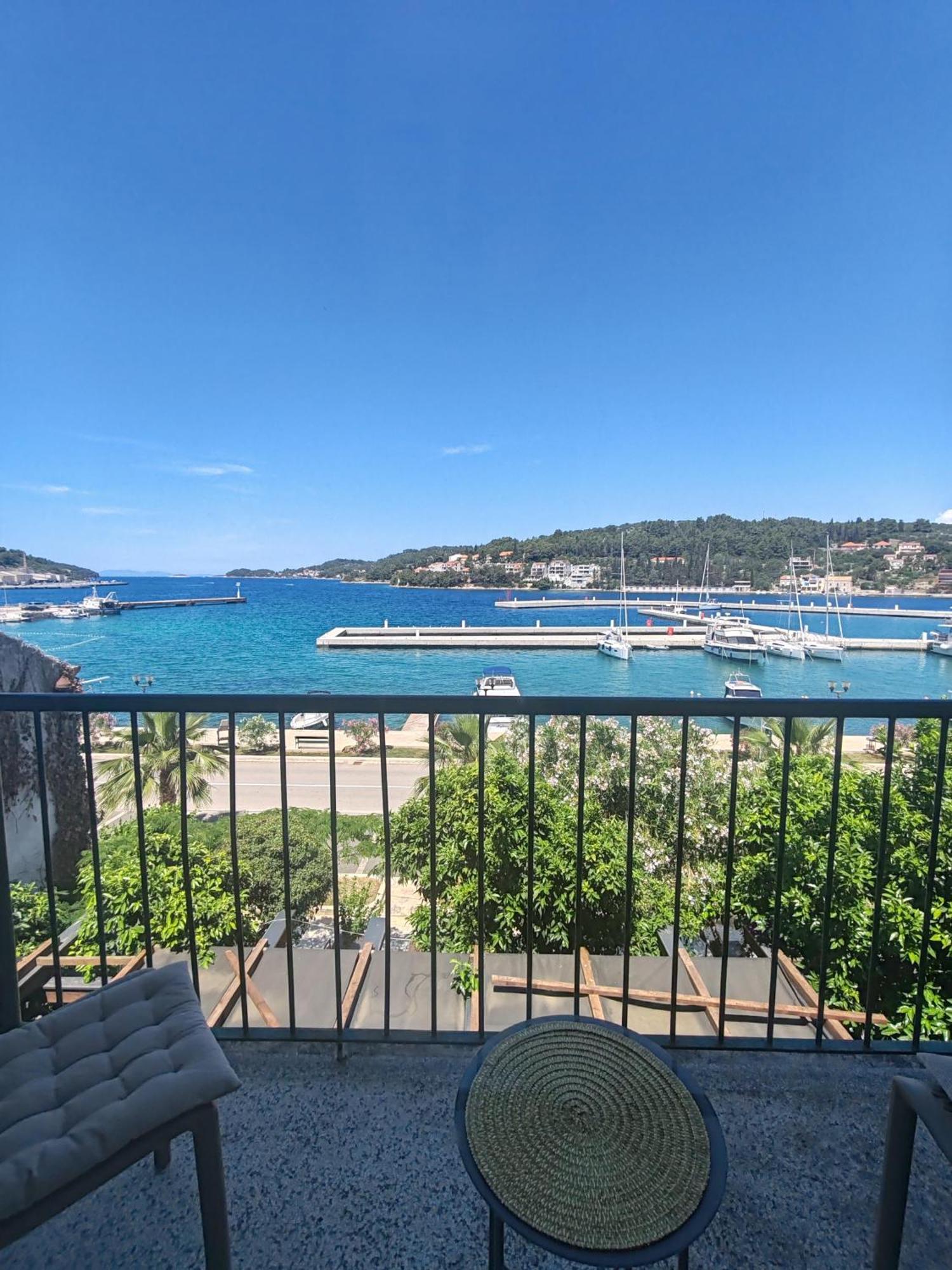 Hotel Dalmacija Vela Luka Exterior photo